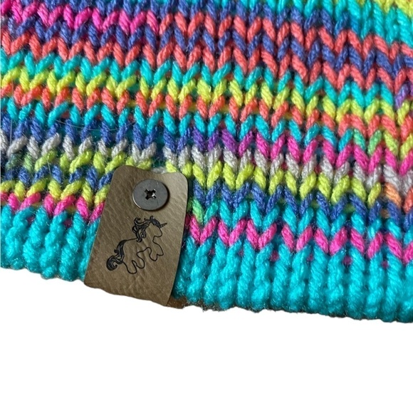 Pastel Stripe Cuffed Pom Beanie Women's O/S - Picture 4 of 8